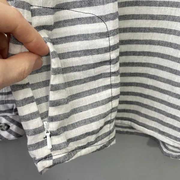 Mountain Hardwear Tunic Top Size Medium Gray White Striped Lace Up Beach Coastal - Image 5