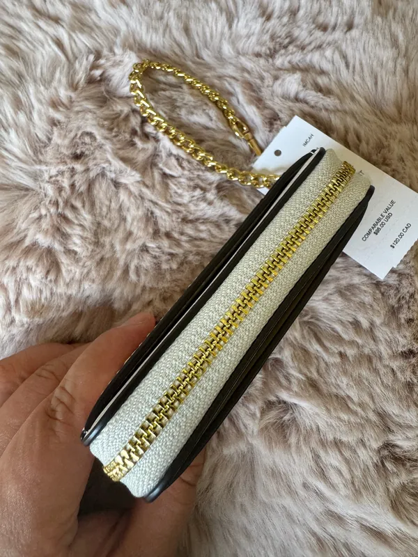 NWT! Coach Mini Skinny ID Case With Cherry Print - Image 4