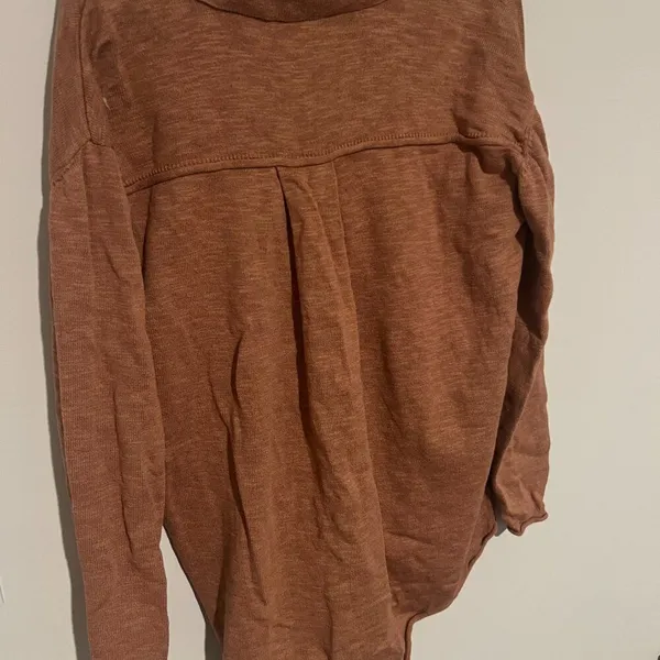 Free People FB Beach oversized button‎ down top size XS - Image 9