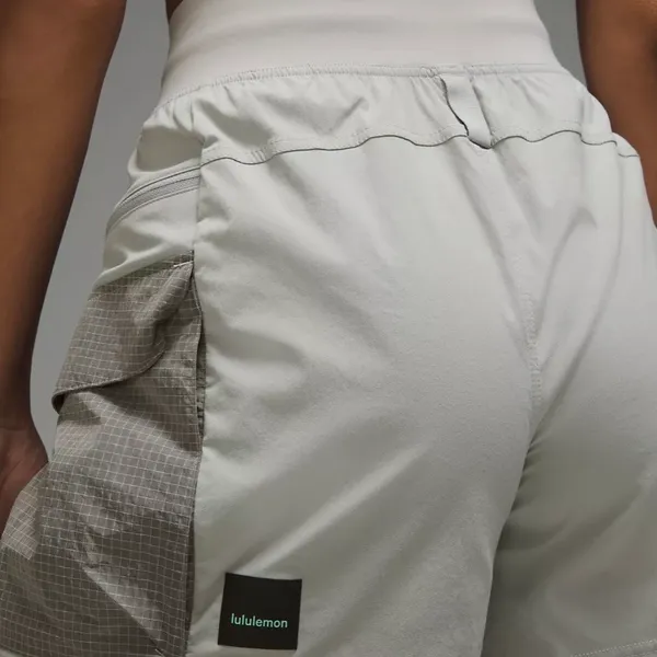 Lululemon Multi-Pocket Cargo High-Rise Hiking Short 5” - Image 5