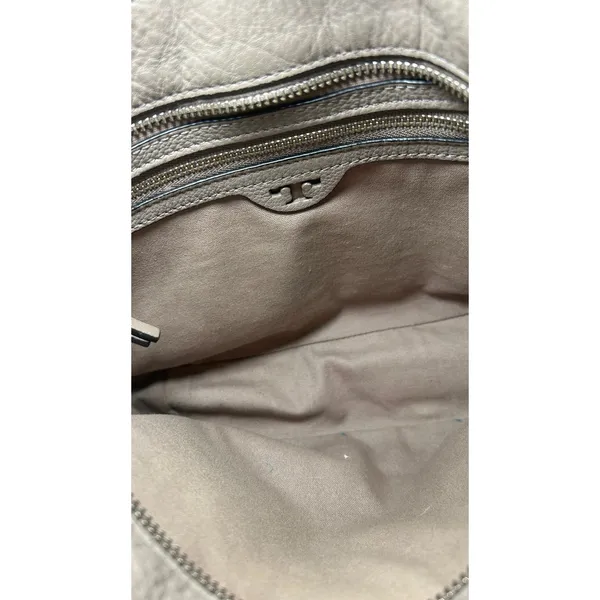 Tory‎ Burch Crossbody Bag Pebbled Leather Taupe Silver Logo Buckle Medium Greige - Image 8