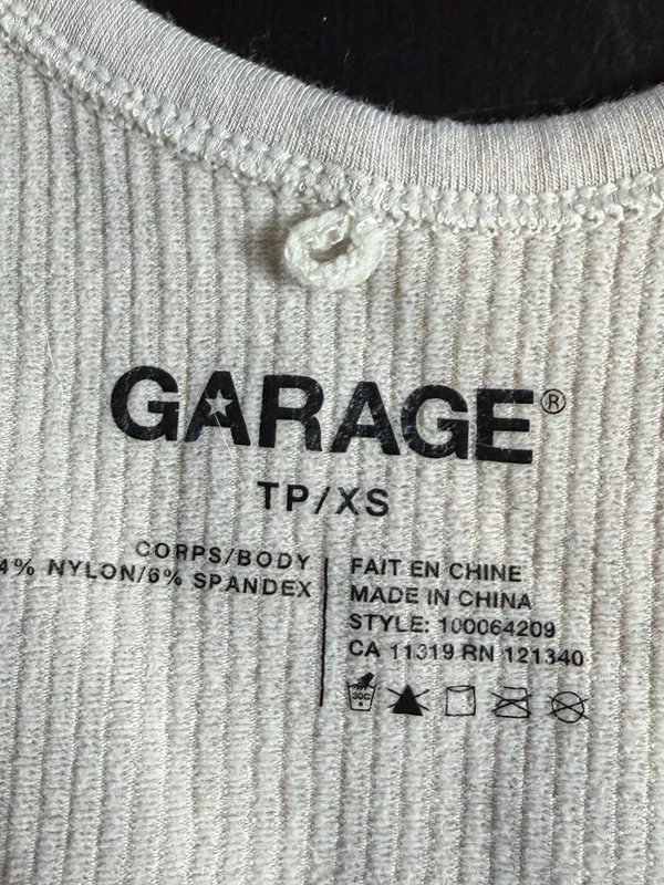 GARAGE Twist Front Ribbed Crop Tank Top Cream Size XS - Image 2