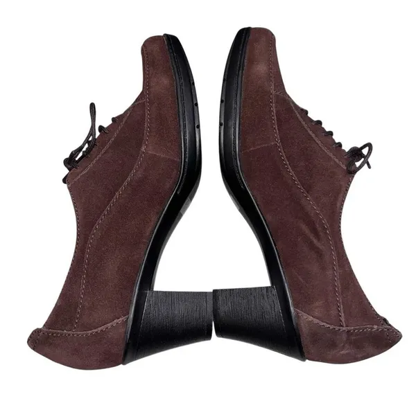 NEW Clarks Bendables Brown Suede Lace Up Oxford Heels Booties Shoes size 10W - Image 4