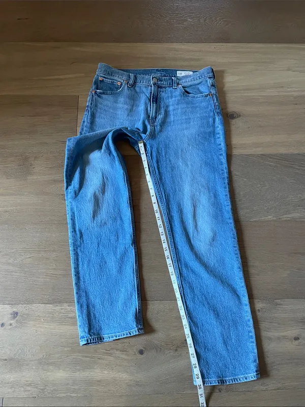 GAP | High Rise '90s Straight Jeans Size 32/14R - Image 10