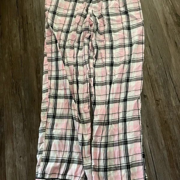 Ladies Victoria's Secret Pajama Pants Large Pink Gray Plaid Mid Rise Lounge - Image 2