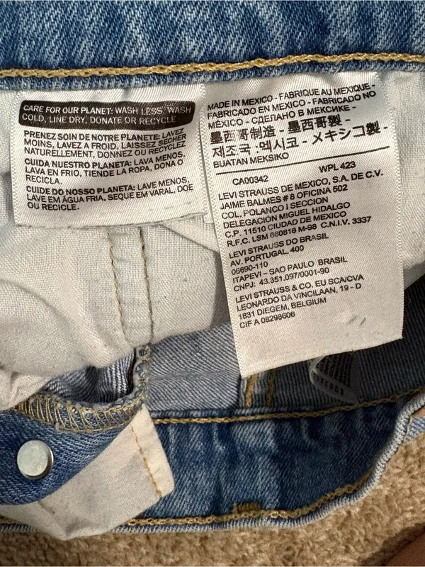 Levi's 501 Original High Rise Cut Off Distressed Denim Shorts Sans Souci - Image 5