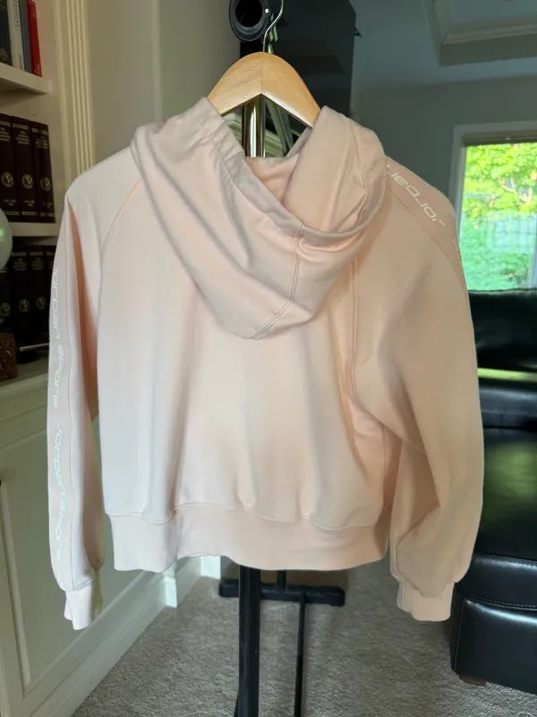 Light pink jordan cropped pullover hoodie - Image 4