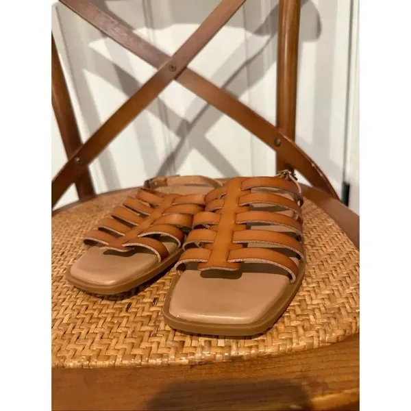 Nordstrom Rack tan vegan leather gladiator style sandals 6.5 - Image 3