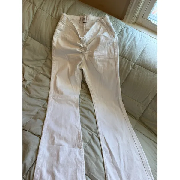 BDG Urban Outfitters V-Front Ruched Flare Jeans White Size 29 Exc Cond - Image 3