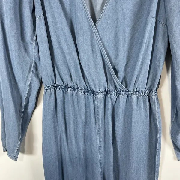 Lovers & Friends Jumpsuit Size S Blue Chambray Denim Long Sleeve Boho‎ Chic - Image 6