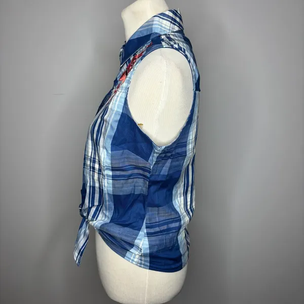 Idyllwind - Blue Plaid Print Embroidered Front Sleeveless Snap Western Shirt - Image 4