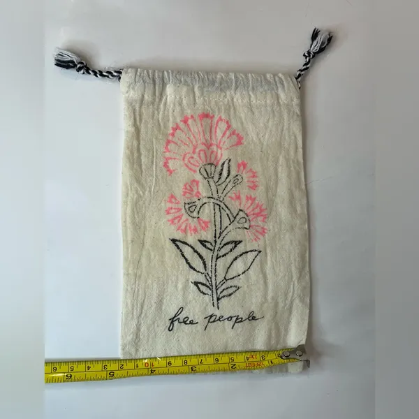 Free People Linen Draw‎ String Drawstring Off-White Reusable Jewelry Dust Bag - Image 5