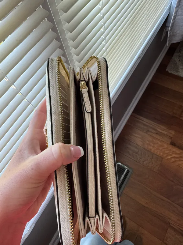 Michael Kors Wallets - Image 4