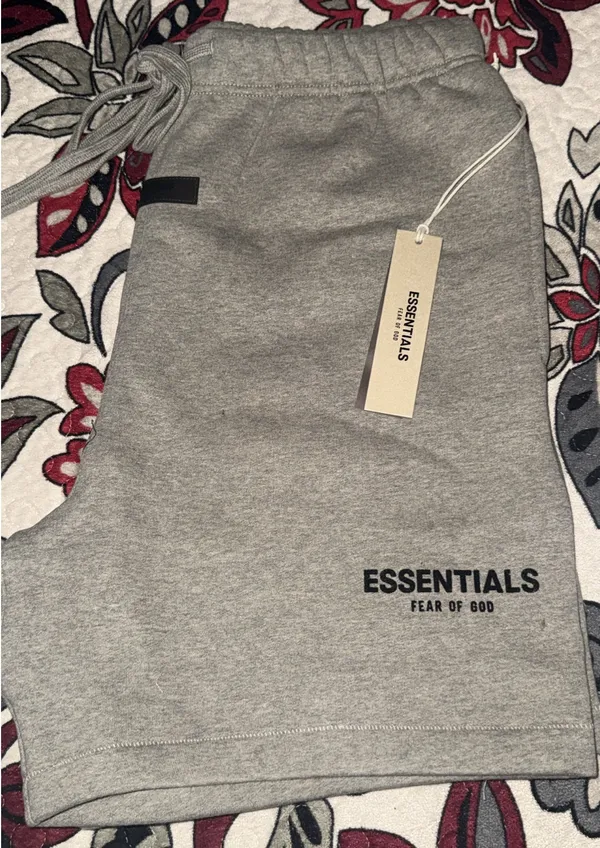 New essential shorts dark oatmeal size M - Image 7