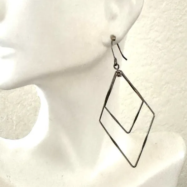 Silver tone geometric drop earrings - Image 5