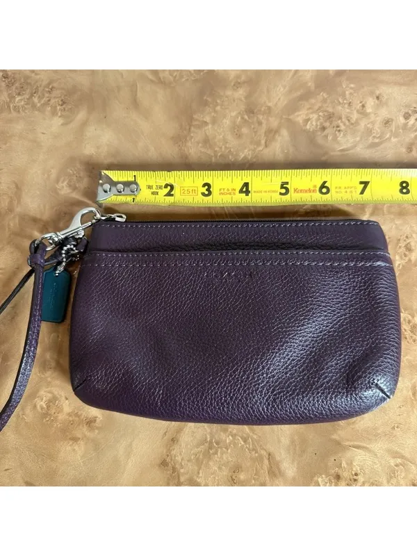Coach Plum Purple Pebbled Leather Wristlet Pouch Zip Clutch - Image 6