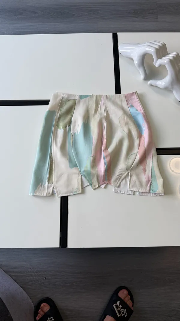 PrettyLittleThing Watercolor Pastel Mini Skirt with Asymmetric Slit Hem - Size US 2 - Image 2