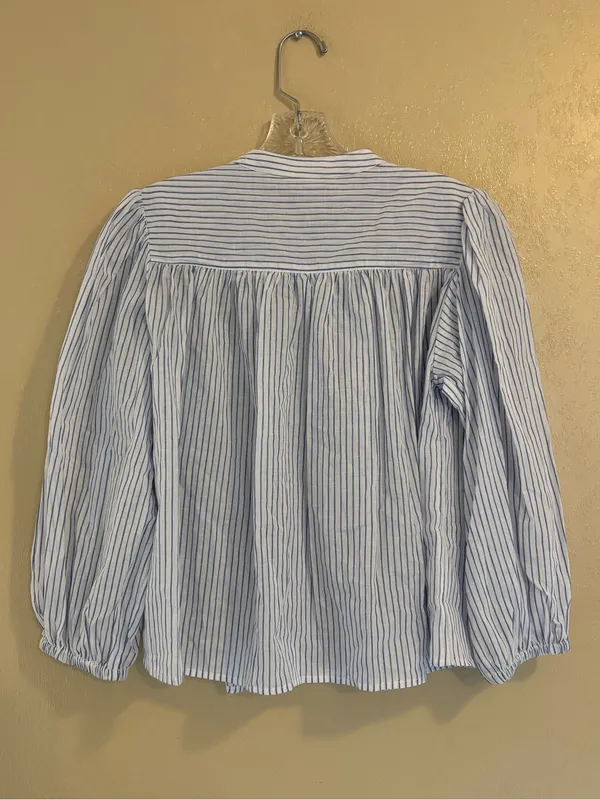 NWT Free Assembly Women's Shirred Cotton Button Down Blouse sz XS 0-2 - Image 2