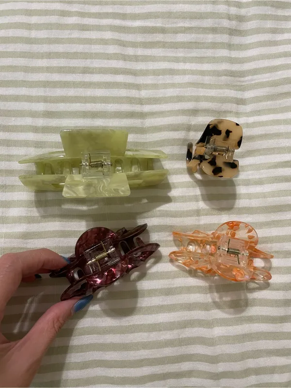Aerie AE Hair Claw Clips Acrylic Medium and Small Sizes Bundle Variety Pack - Image 4