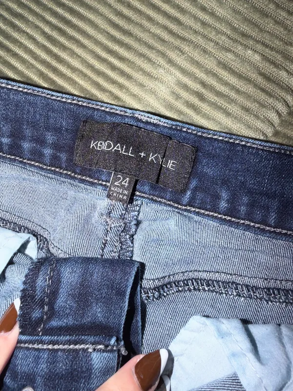 Kendall + Kylie Denim skirt - Image 3
