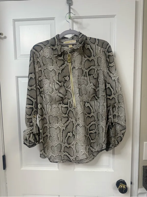 MICHAEL Michael Kors Beige Black Snake Print Jacket with Gold Hardware - Image 7