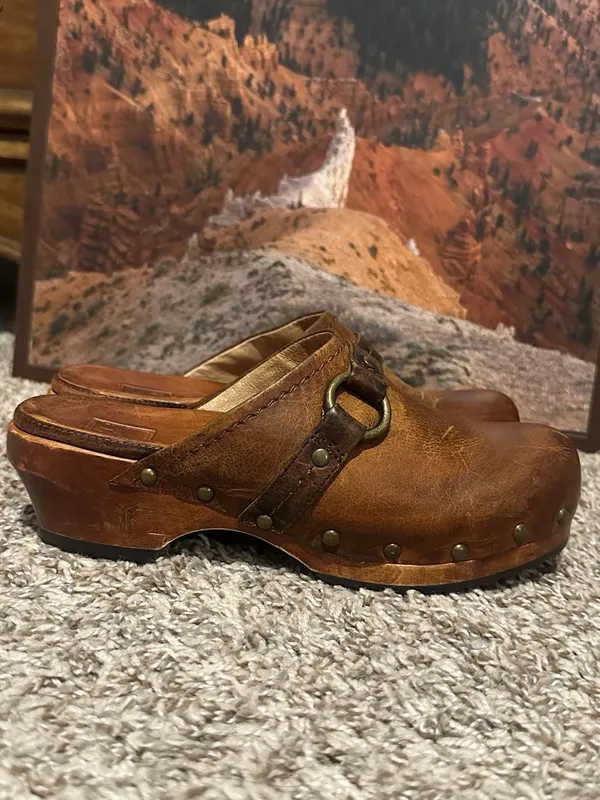 Frye Brown Distressed Leather Studded Clogs with Ring Strap - Image 8