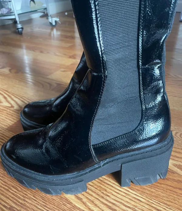 Forever 21 Black Knee High Boots Short Heel - Image 11