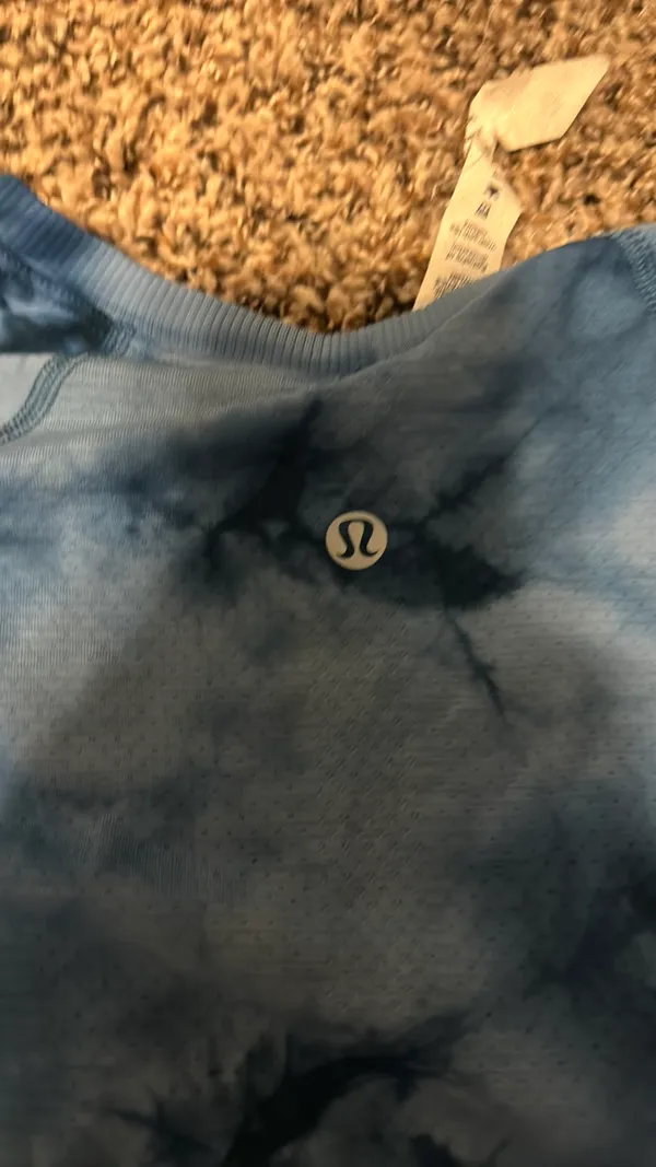 Lululemon Swiftly Tech Long Sleeve - Image 2