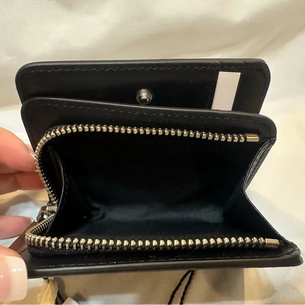 Marc Jacobs Mini Black Compact Coin Pouch Card Wallet - Image 5