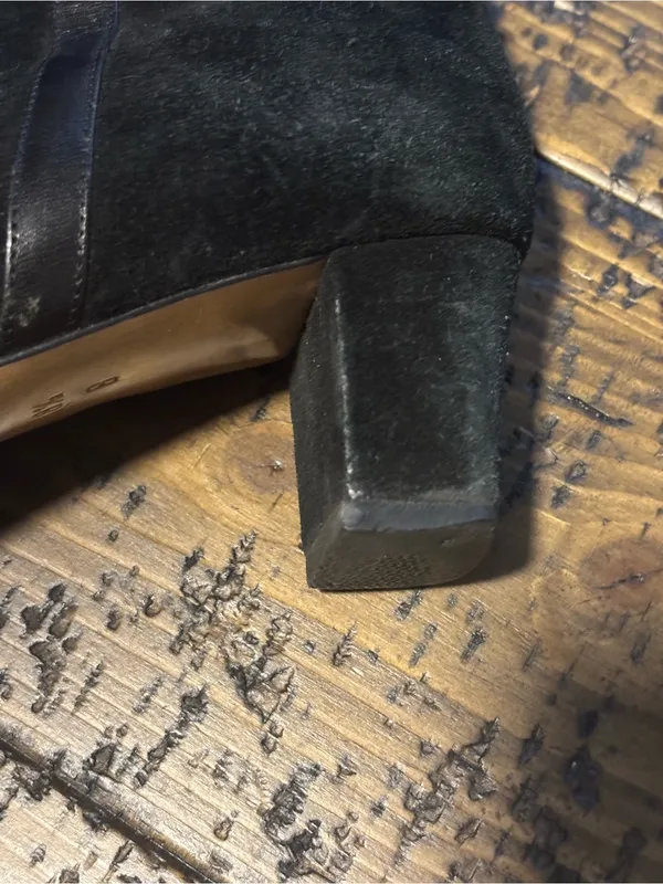 Coach Hillary‎ Black Suede Ankle Boots Block Heel Made in Italy Size 8.5 B - Image 15
