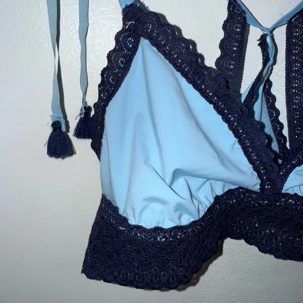 NWOT Aerie Blue Scalloped Trim Double Shoulder-Tie Straps w/ Tassels Bralette XS - Image 3