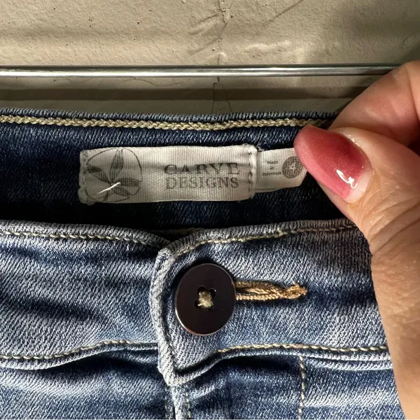 Carve Designs‎ Portland Wide Leg Crop Side Buckles Organic Cotton Denim Jeans - Image 7