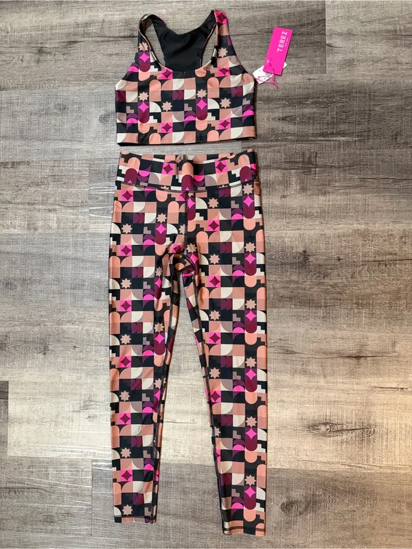 TEREZ NYC Leggings & Sports Bra Set - Image 3