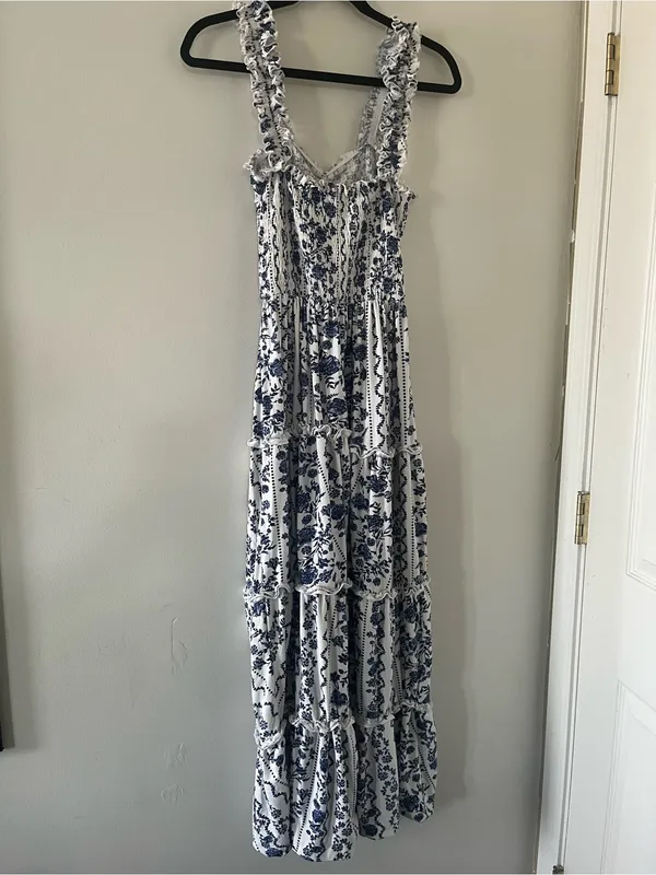 Blue White Floral Smocked Maxi Dress 1X Cottagecore Euro Summer Coastal Vacation - Image 7