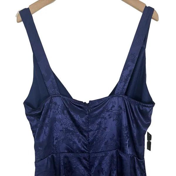 NWT Lulus Sleek Sensation Navy Blue Jacquard Floral Satin Jumpsuit Size Medium - Image 5