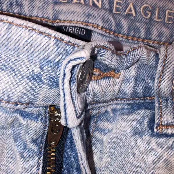 American eagle stove pipe jeans distressed size 8 long - Image 2