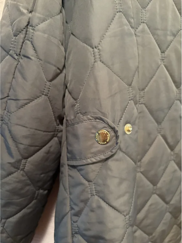 Eddie Bauer Quilted Olive‎ Green Jacket with Snap and Zipper Closure - Image 5