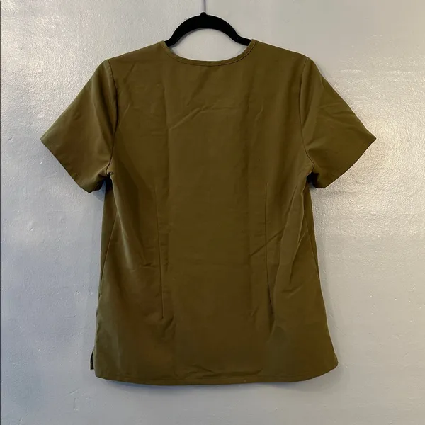 Figs women’s technical olive scrub top size small - Image 4