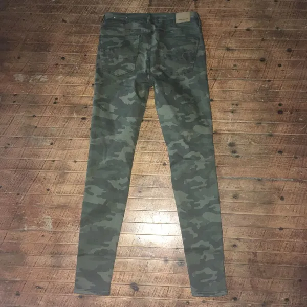 American Eagle camo distressed size 4 jeggings Green - Image 3