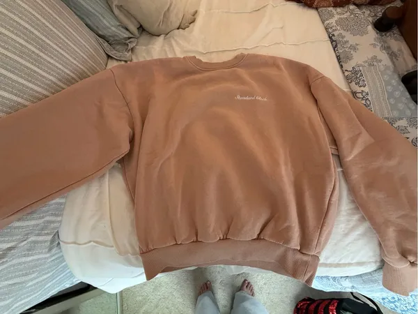 Urban Outfitters Standard Cloth Men’s Crewneck Sweatshirt in Dusty Rose - Image 3