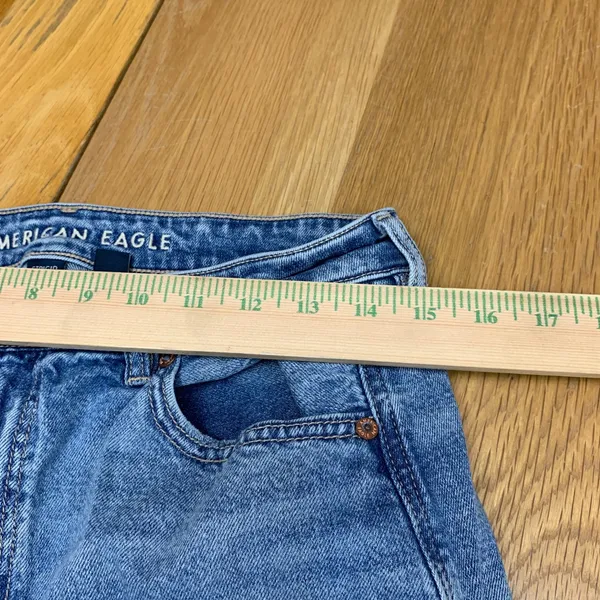 American Eagle Mom Jean Light‎ Wash Distressed High Rise Strigid Denim 10 Long - Image 2