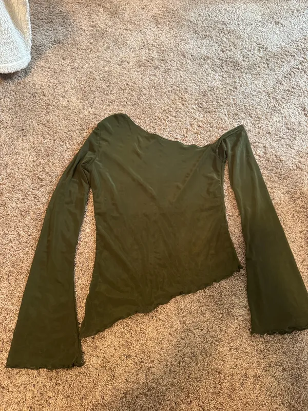 Motel Rocks narcissa asymmetric long sleeve top in mesh dark olive - Image 5