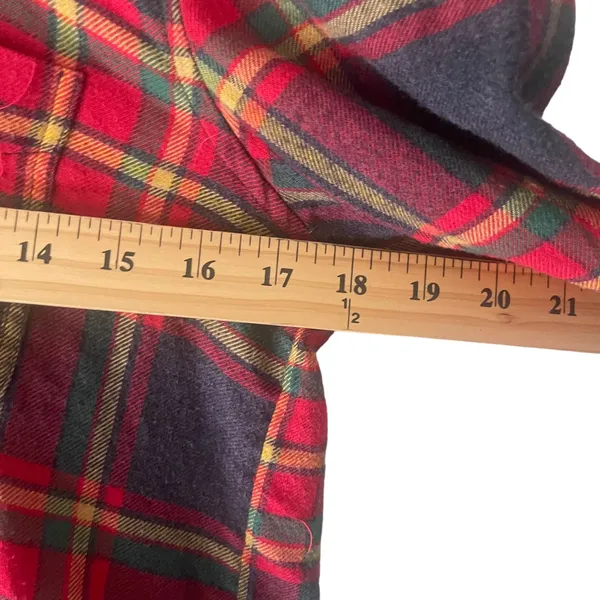 American Eagle Women's Size Small Amazingly‎ Soft Red Plaid Flannel Button Up - Image 7
