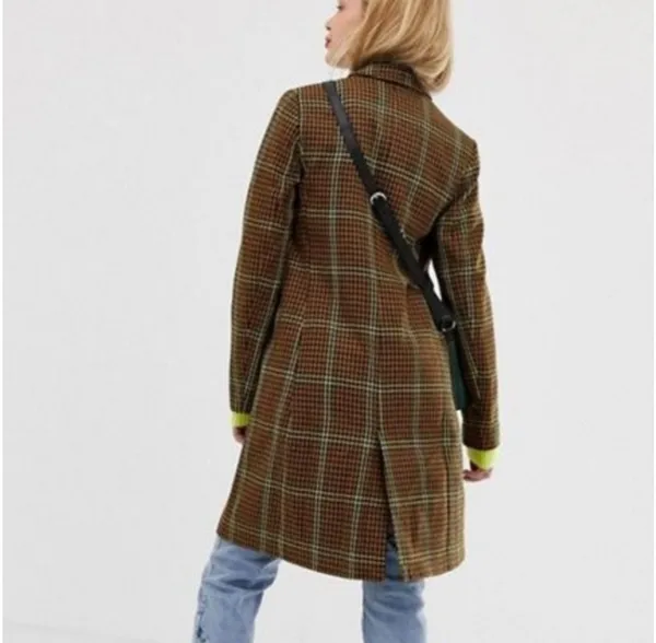 Stradivarius Plaid Jacket - Image 3