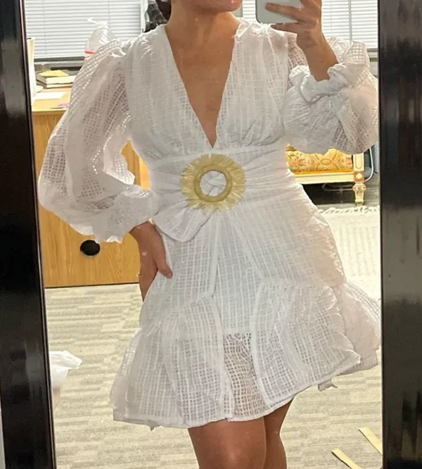 Missguided white Raffia Belted Mini Dress. Size 6 - Image 4