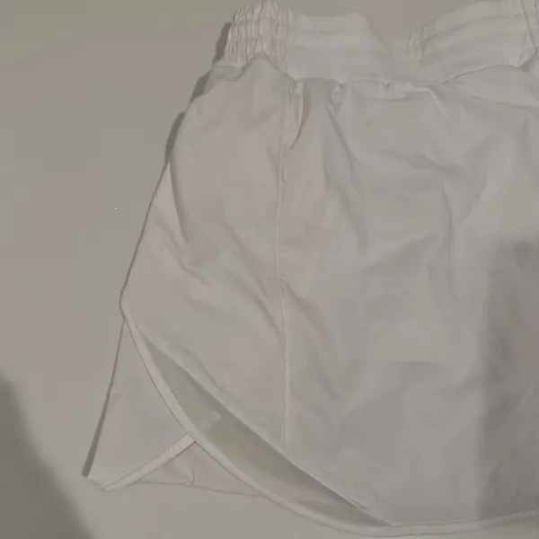 Lululemon Hotty Hot HR High-Rise Athletic Skirt Skort *Long White Size 2 - Image 5