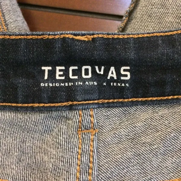 Tecovas high rise straight jeans 30 dark wash - Image 7