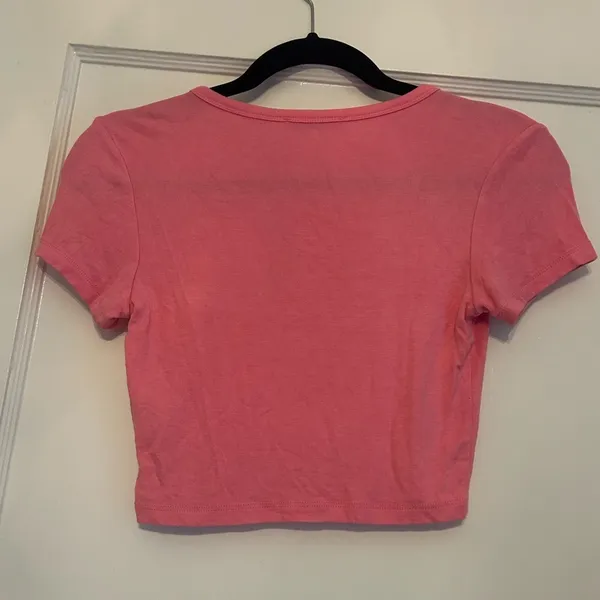 Zara Pink Fitted Crop Top with Crew Neck - Image 3