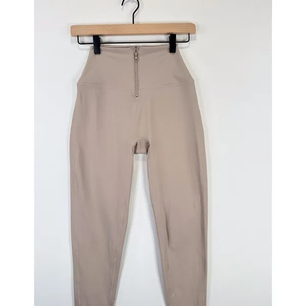 Set Active Womens Leggings Beige Sportbody Front Zip Cropped Stretch Yoga Small - Image 5