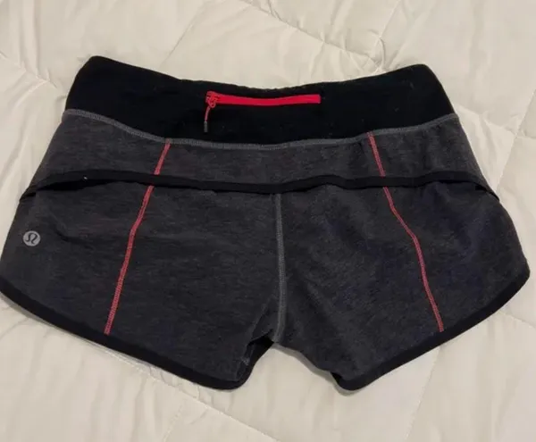 Lululemon Shorts Speed Up 2.5" - Image 2
